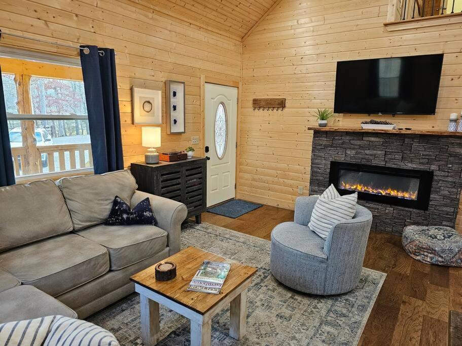 Sugar Bear Cabin With Boat Parking 5 Mins To State Park & Golf Villa Burkesville Екстериор снимка